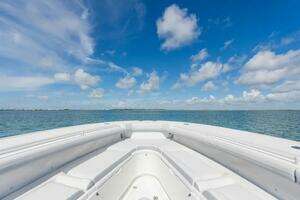 2019 Yellowfin 42 Center Console thumbnail 10