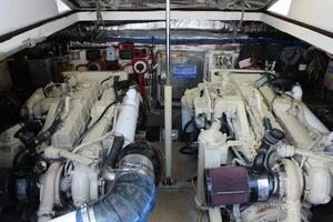 36ft Luhrs Yacht For Sale