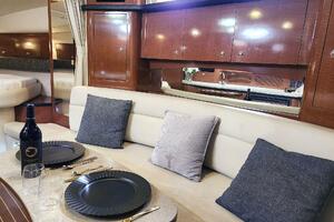 PRICE REDUCED  99 000cad 34ft Sea Ray Yacht For Sale