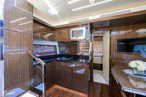 2023 Lazzara Yachts LSX 67 thumbnail 19