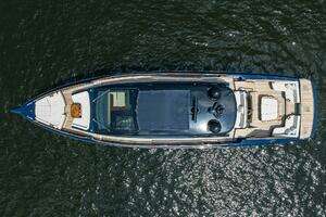 2023 Lazzara Yachts LSX 67 thumbnail 2