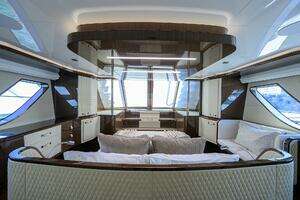 2023 Lazzara Yachts LSX 67 thumbnail 23
