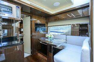 2023 Lazzara Yachts LSX 67 thumbnail 21