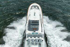 2024 Front Runner 47 CC thumbnail 7