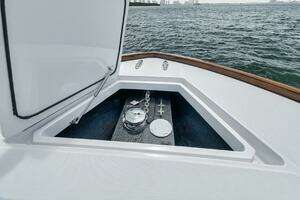 2024 Front Runner 47 CC thumbnail 16