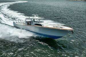 2024 Front Runner 47 CC thumbnail 52
