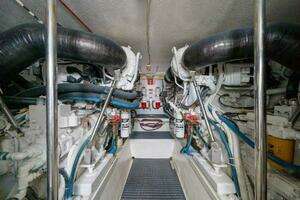 2002 Hatteras 50 Convertible thumbnail 31