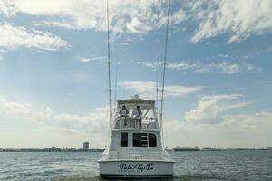 2002 Hatteras 50 Convertible thumbnail 33