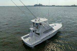 2002 Hatteras 50 Convertible thumbnail 5