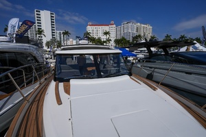 Photo 6018286 for 2026 Marex 390  