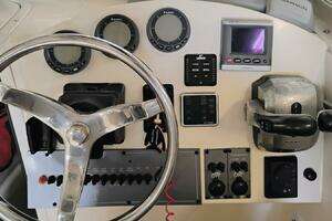 Swashbuckler 28ft McKee Craft Yacht For Sale