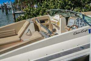 Chris Craft Launch 32 32ft Chris Craft Yacht For Sale
