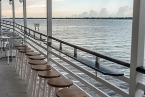 INDIAN RIVER QUEEN