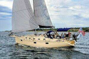 2019 Island Packet 349 thumbnail 2