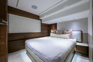 Princess X80 80ft Princess Yacht For Sale