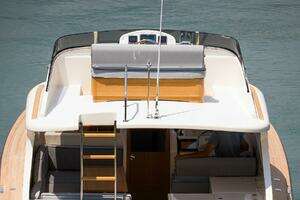 2025 Toy Marine 36 Fly thumbnail 6