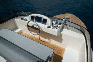 2025 Toy Marine 36 Fly thumbnail 8
