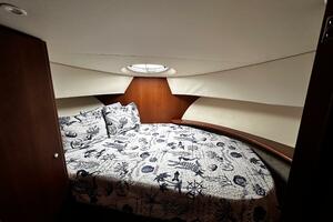 Summers Breeze 40ft Silverton Yacht For Sale