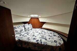 2005 Silverton 35 Motor Yacht thumbnail 23