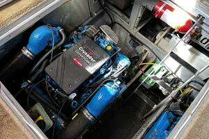 2005 Silverton 35 Motor Yacht thumbnail 35