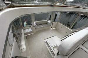 2005 Silverton 35 Motor Yacht thumbnail 10