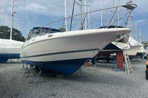 1998 Cruisers Yachts 4270 thumbnail 18