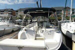 2002 Hunter 356 thumbnail 11