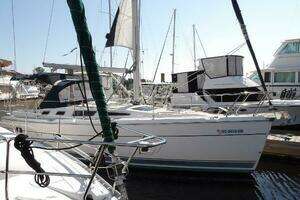 2002 Hunter 356 thumbnail 3