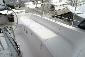 2002 Hunter 356 thumbnail 16