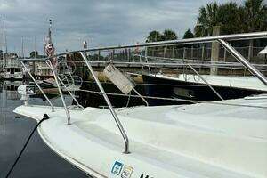 Dances With Waves 35ft Silverton Yacht For Sale
