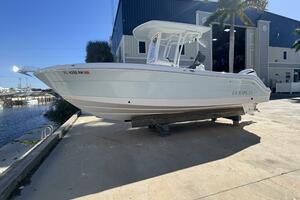 24ft Robalo Yacht For Sale