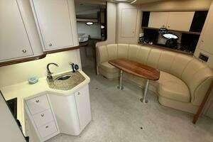 2001 Cruisers 3672 Express thumbnail 16