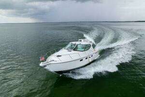 2007 Tiara Yachts 3900 Sovran thumbnail 2