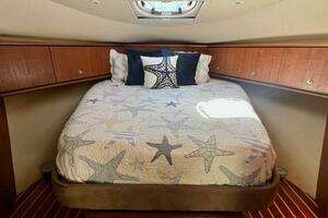 2007 Tiara Yachts 3900 Sovran thumbnail 19