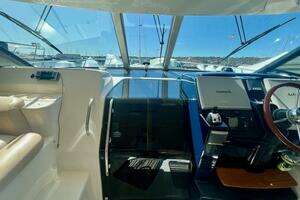 2007 Tiara Yachts 3900 Sovran thumbnail 4