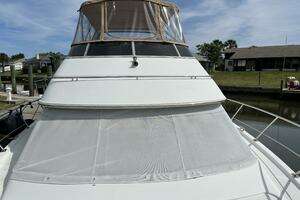 2005 Carver 396 thumbnail 4