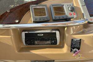2005 Carver 396 thumbnail 13