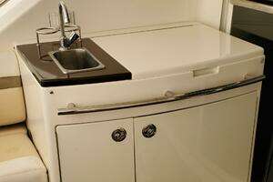 2012 Sea Ray 450 Sedan Bridge thumbnail 33