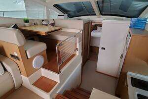 2012 Sea Ray 450 Sedan Bridge thumbnail 11