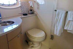 2012 Sea Ray 450 Sedan Bridge thumbnail 20