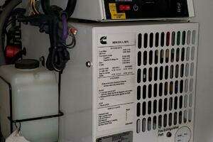 2012 Sea Ray 450 Sedan Bridge thumbnail 36