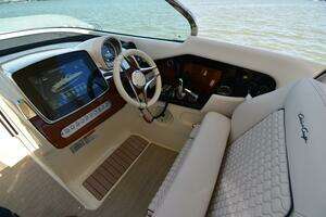  2023 Chris-Craft 31 Launch GT Yacht For Sale in Kemah TX