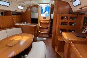 Athena 44ft Beneteau Yacht For Sale
