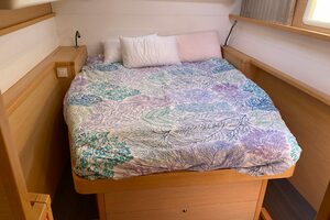 2017-lagoon-450-f-sail-9748460-20250407155050807-1_XLARGE.jp