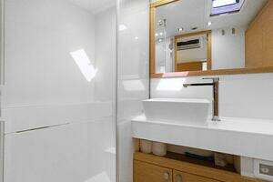 2017 Grand Soleil 52 LC thumbnail 56