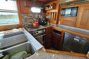 2002 Nordhavn thumbnail 10