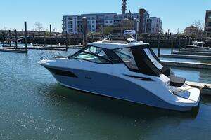  2023 Sea Ray 320 COUPE Yacht For Sale in Hingham MA