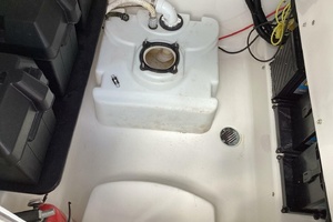 27ft Sea Hunt Yacht For Sale