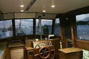 1989 Grand Banks 36 thumbnail 34
