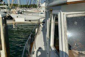 1989 Grand Banks 36 thumbnail 23
